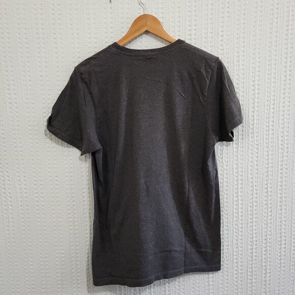 Hot Topic Naruto Men's Grey Anime Crewneck Shirt Size Medium - Picture 2 of 9